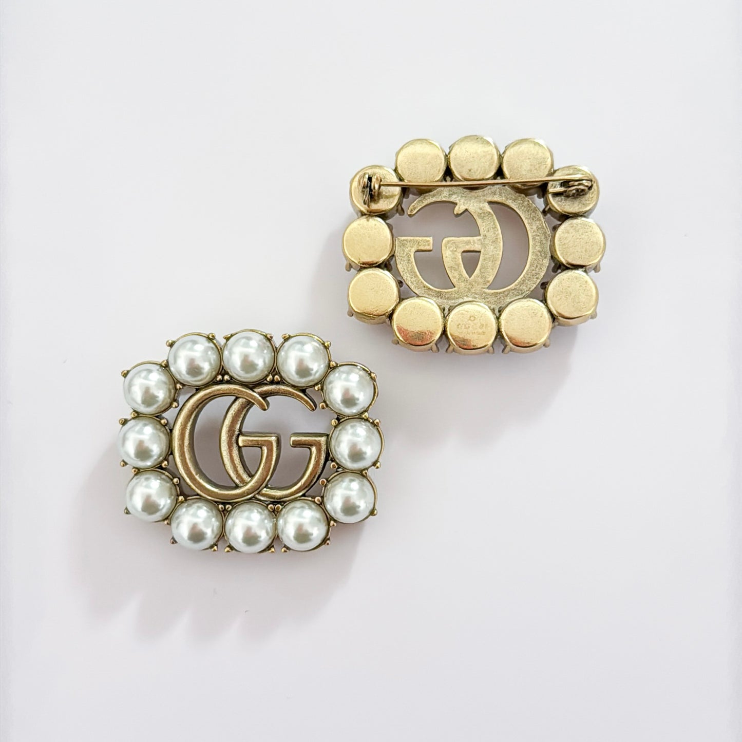 Pearl brooch - MARO JEWELRY