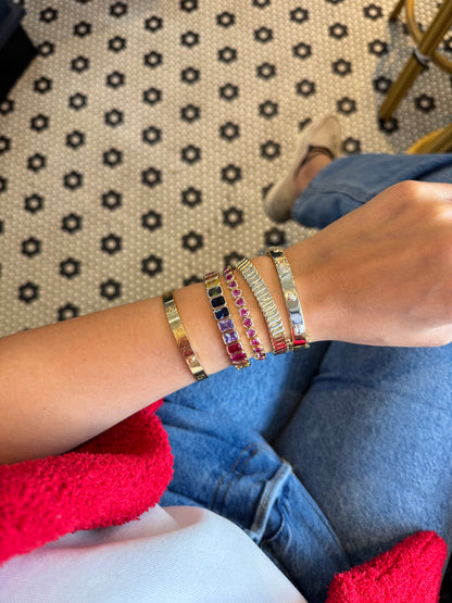 Stretchy Bracelet detail by MARO Jewelry