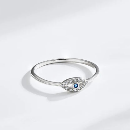 Evil eye silver ring detail by MARO Jewelry