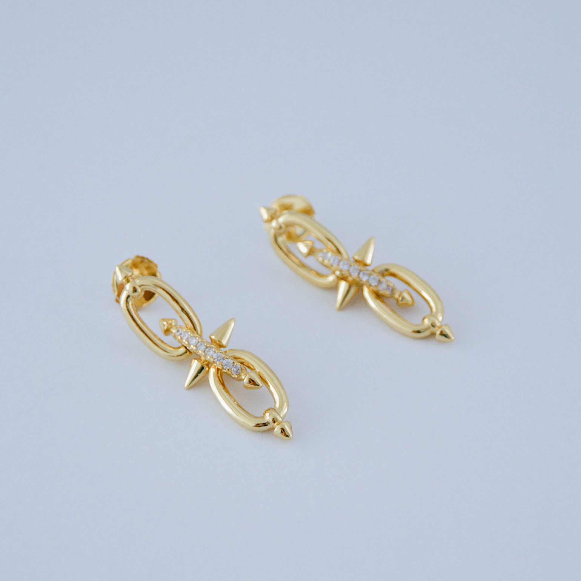 TF gold earring - MARO JEWELRY