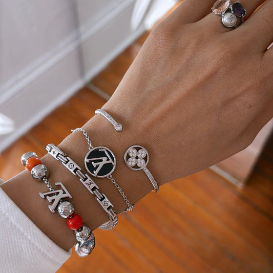 L Vintage Bracelet black and silver detail by MARO