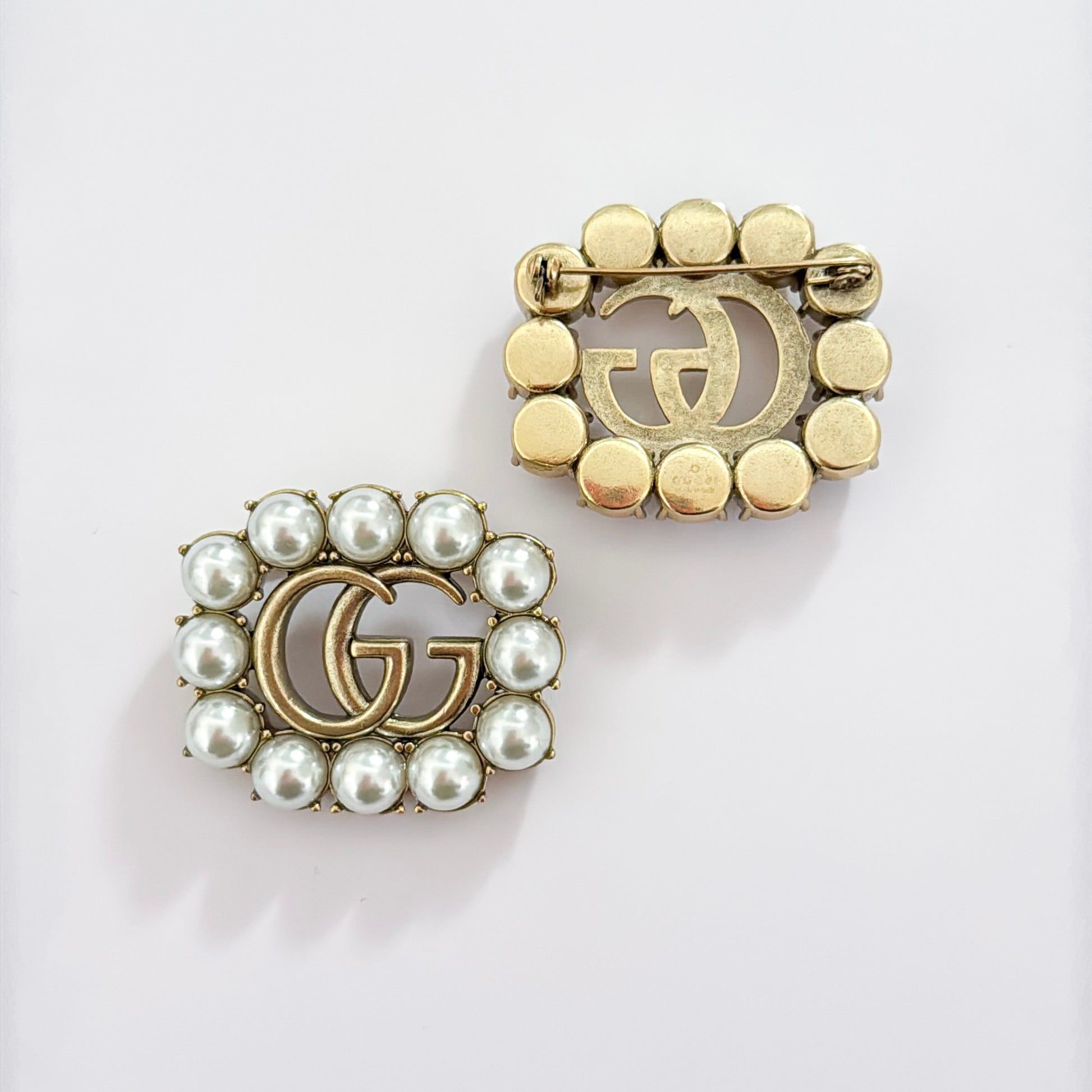 Pearl brooch - MARO JEWELRY