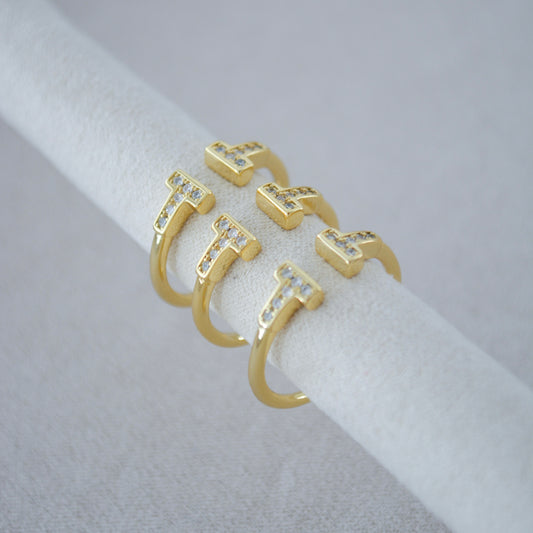 Anillo de oro TF