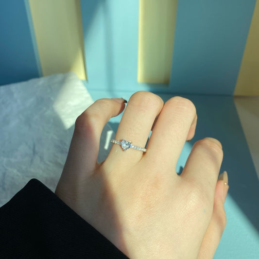 MINI CRYSTAL HEART RING - MARO JEWELRY