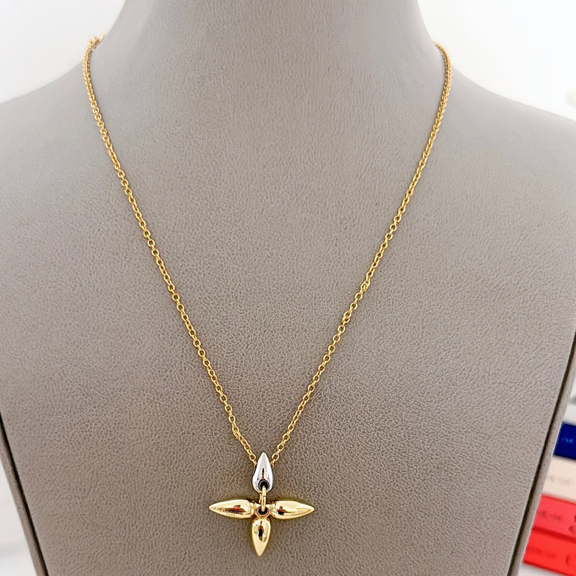 BLOSSOM NECKLACE - MARO JEWELRY
