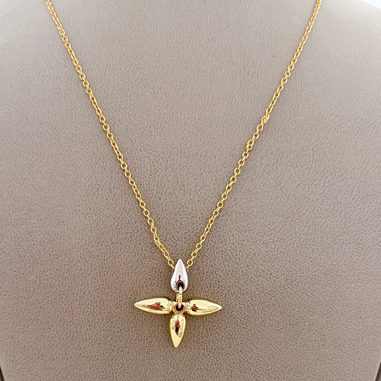 BLOSSOM NECKLACE - MARO JEWELRY