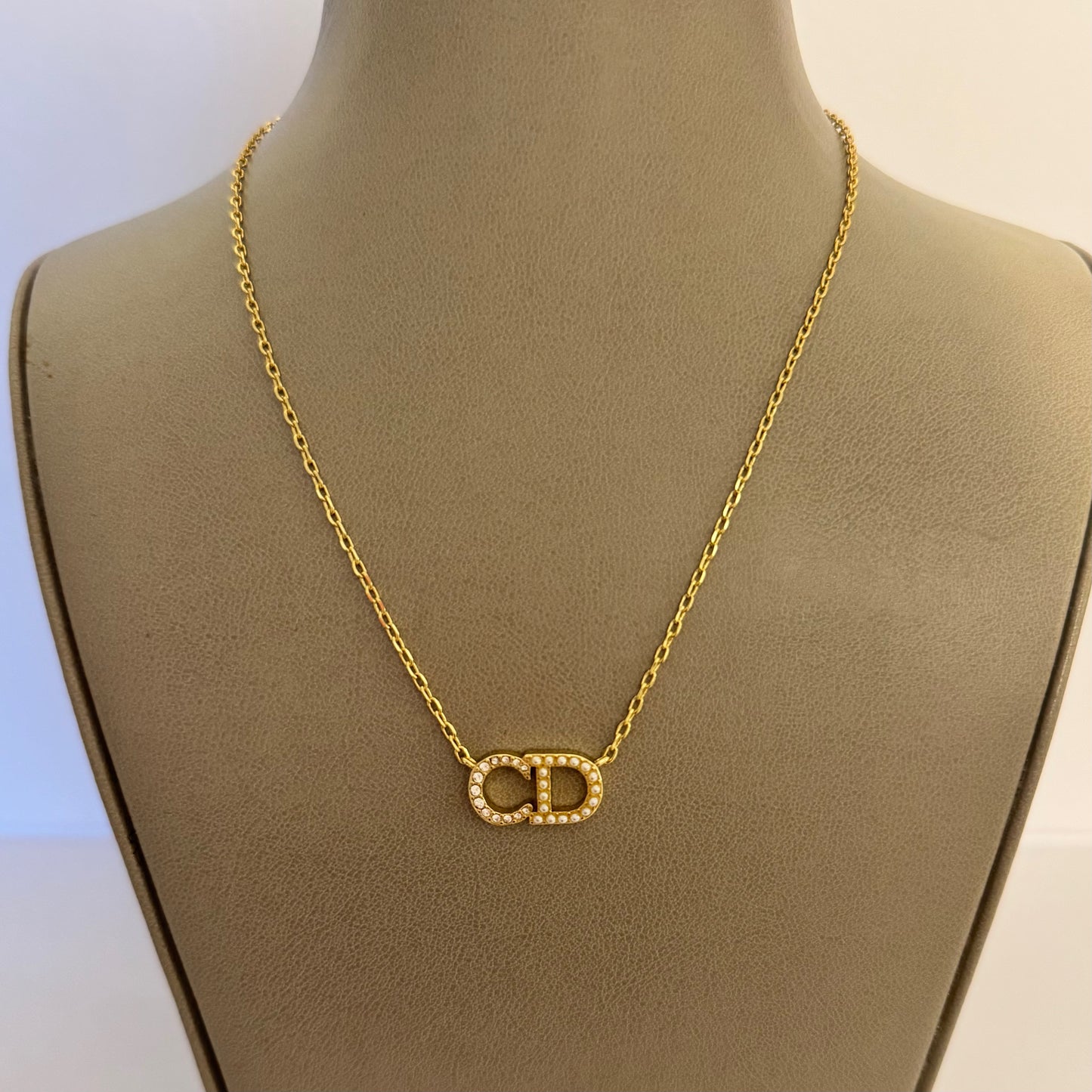 Petit pearl & Crystal necklace - MARO JEWELRY