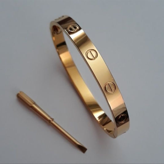 Love Bracelet detail by MARO for stacked bracelet styling